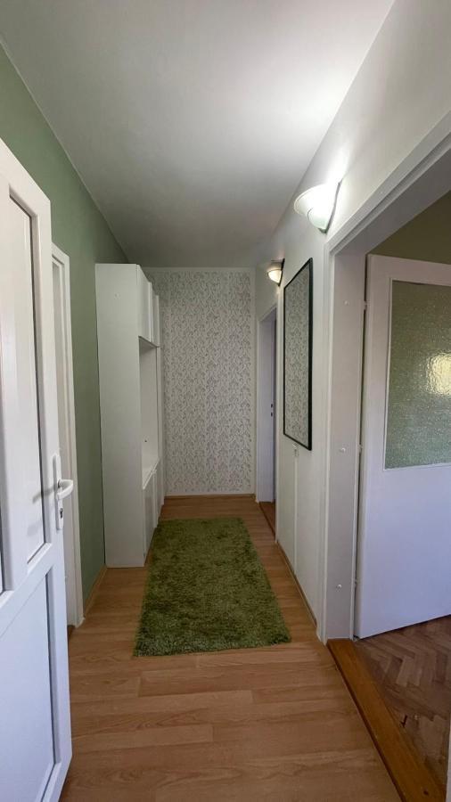 شقة Apartman Jelena II سريمسكا ميتروفيكا المظهر الخارجي الصورة
